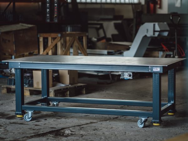 Höhenverstellbarer Arbeitstisch PETec Advanced