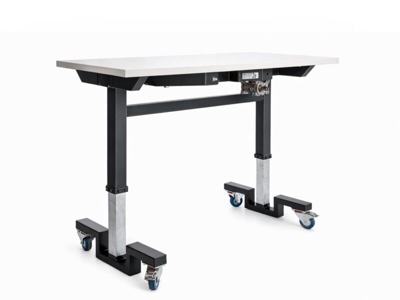 Höhenverstellbarer Labor / Arbeitstisch auf Rollen
