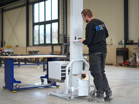 PETec Mobillift für Kisten handling - Montagehilfe - individuell anpassbar