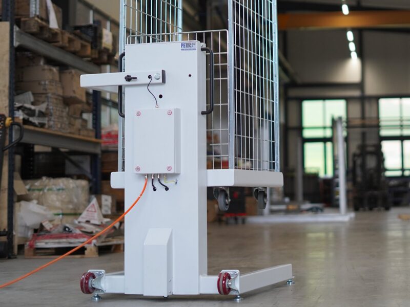 Mobiler Rollbehälter Heber - Gitterwagen und Logistikwagen Hubsystem elektrische Bedienung Mobiler Rollbehälter Heber - Gitterwagen und Logistikwagen Hubsystem elektrische Bedienung