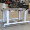 fahrbarer-Montagetisch-elektrisch-hoehenverstellbar-3 Fahrbarer Montagetisch – elektrisch höhenverstellbar mit Akku bis 500 kg